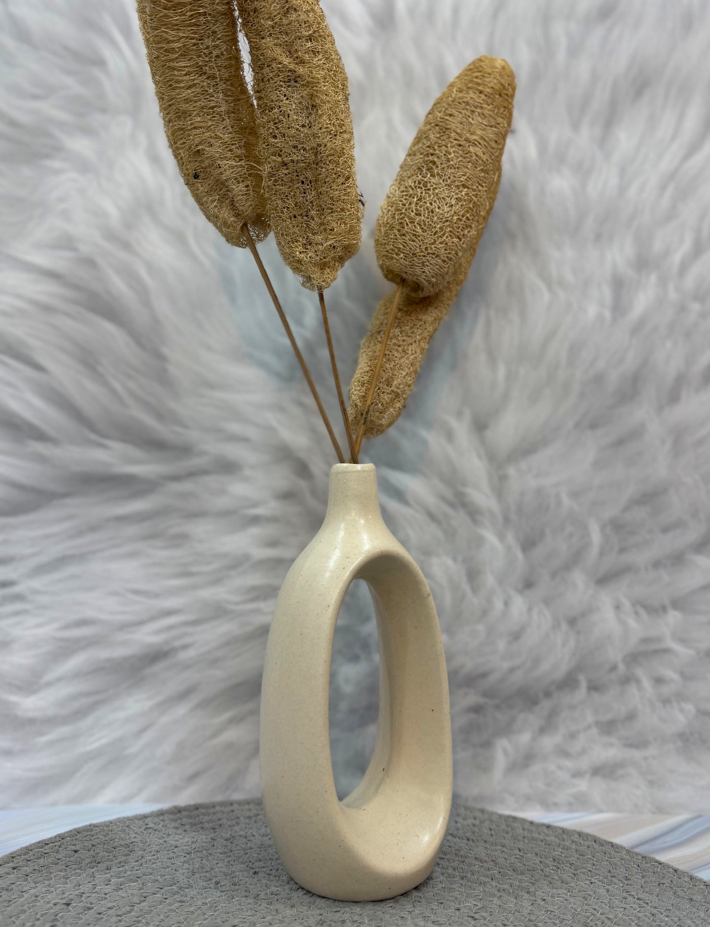 Yubi Sora Long donut Vase