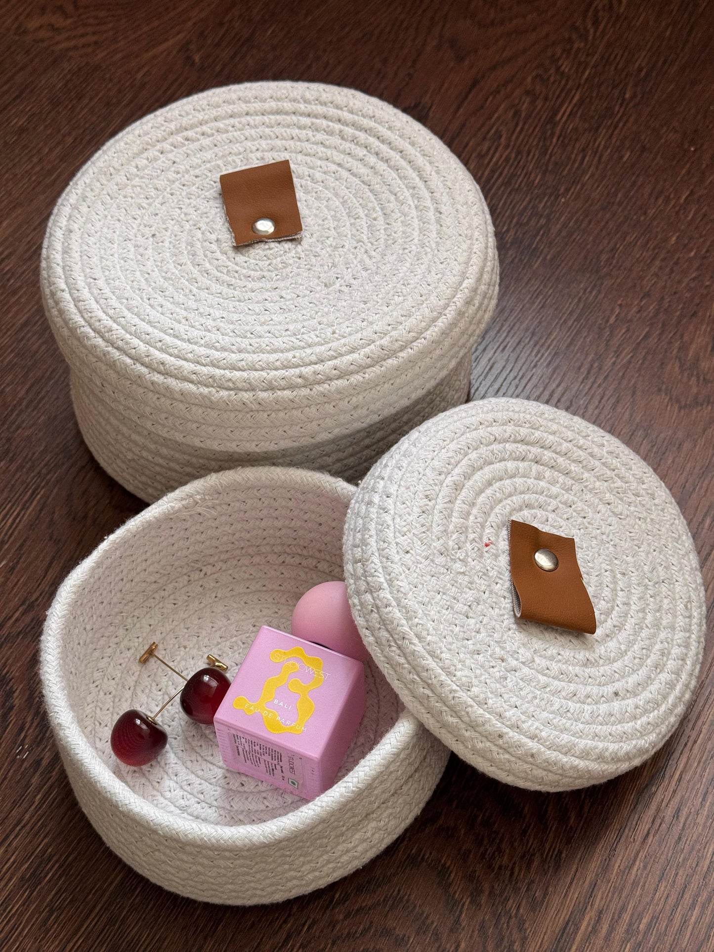 Yubi Sora White Multi-Purpose Essential Jute Basket