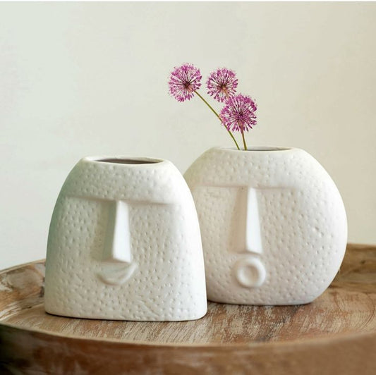 Yubi Sora Face Vase Duo