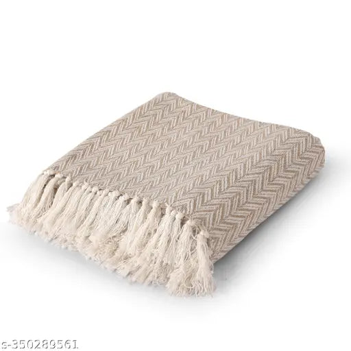 Elegant Kashmiri Wool Throw Blanket with Ethnic Motifs