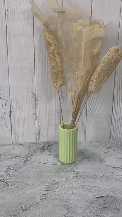 Yubi Sora green Can shaped Vase