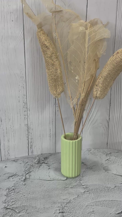 Yubi Sora green Can shaped Vase