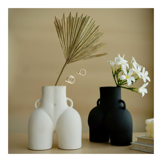 Yubi Sora "Bum" Shaped Vase Set