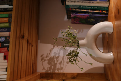 Yubi Sora Half Donut Ceramic Vase White