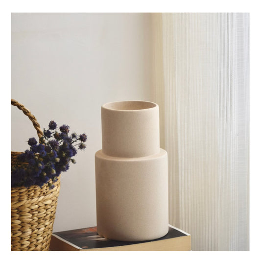Heaven Vase by Yubi Sora