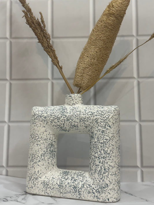 Yubi Sora Square Shaped Ceramic Vase