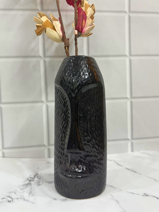 Yubi Sora Black Face Shaped Vase