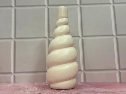 Yubi Sora Lantern Shaped Vase