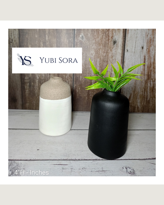 Yubi Sora bottle Vase Set of 2