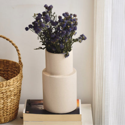 Heaven Vase by Yubi Sora