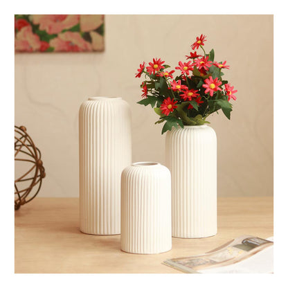 Yubi Sora White Lined Vase Set of 3