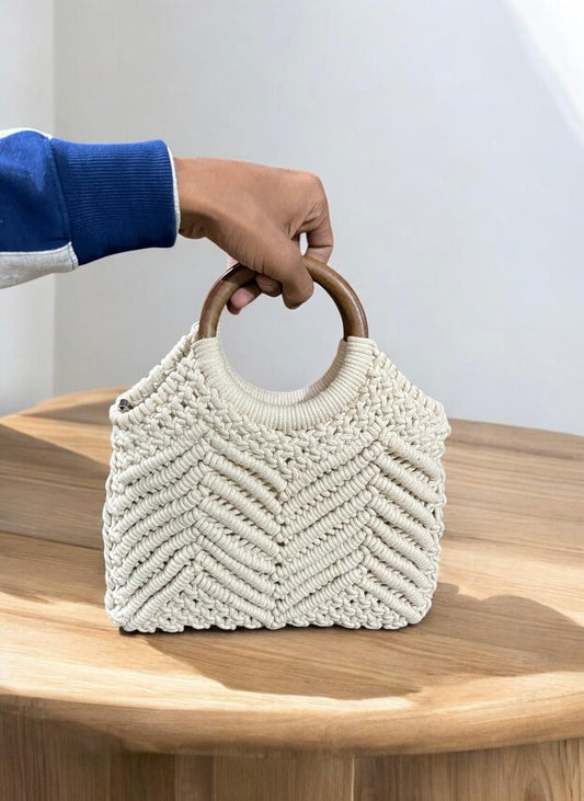 Macrame Bag White With Wooden Handle